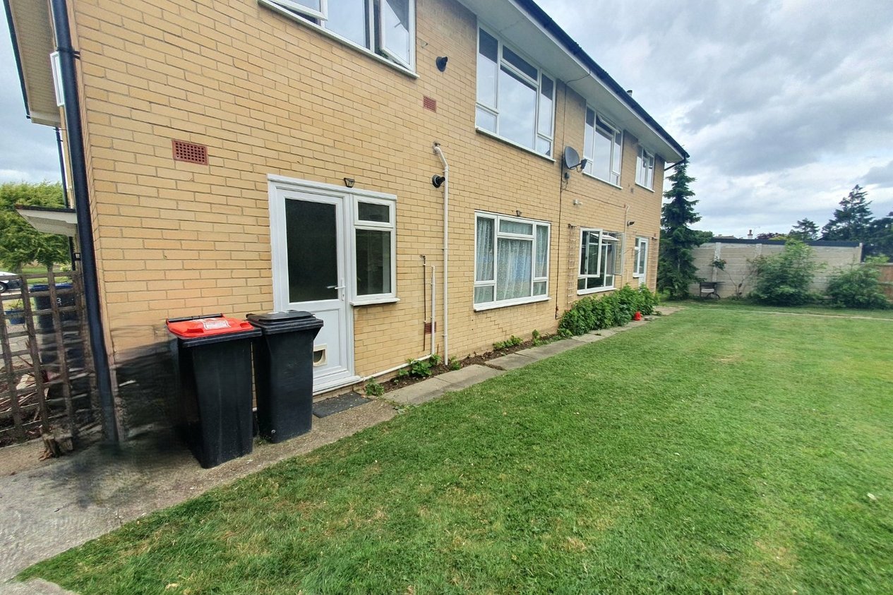 Properties Under Offer in Glebe Way Whitstable