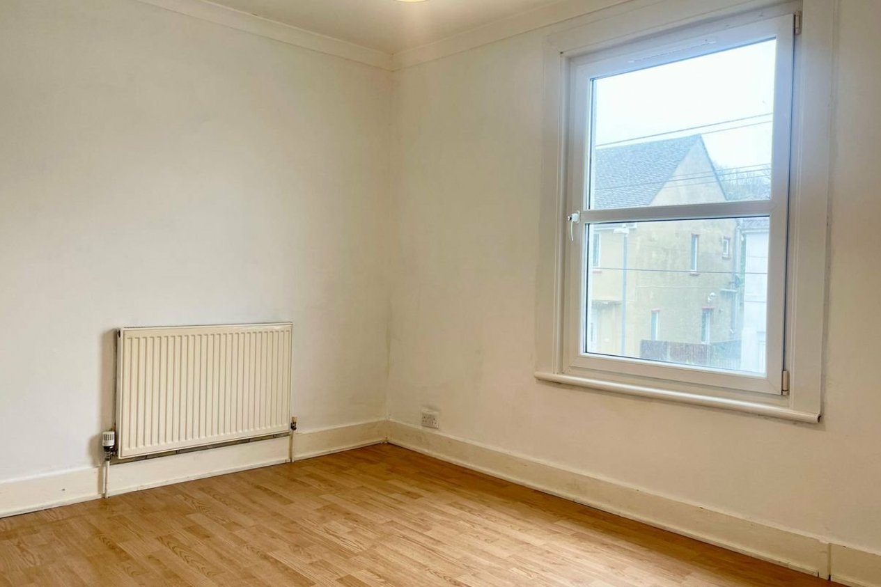 Properties Let in Glenfield Road Dover