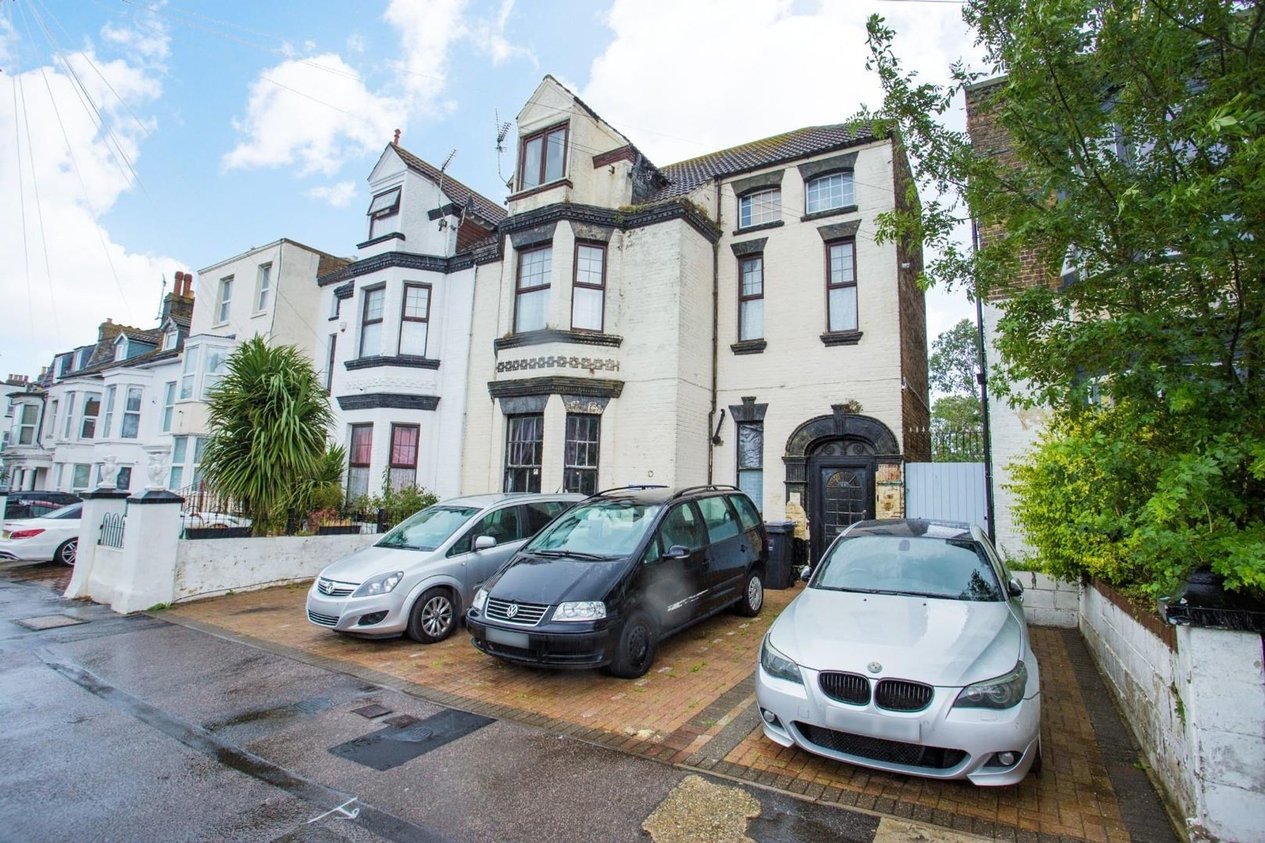 Properties Let Agreed in Godwin Road  Cliftonville