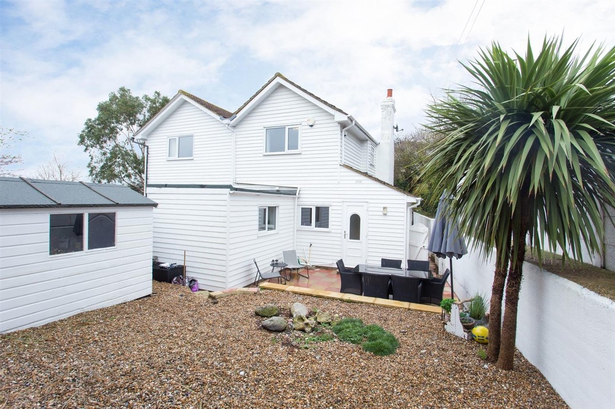 Properties To Let in Golden Hill  Whitstable