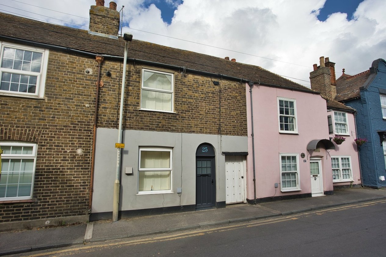 Properties Let Agreed in Golf Road Deal