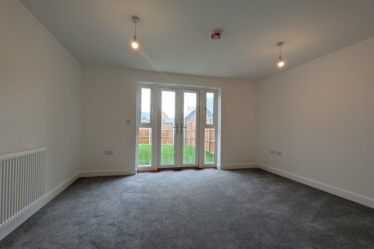 Properties To Let in Grenadier Drive Folkestone