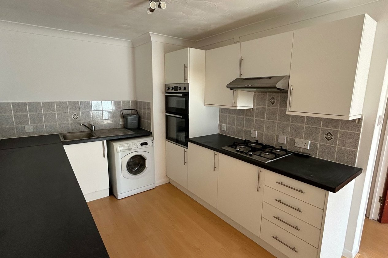 Properties Let in Greyfriars Court George Hill Road