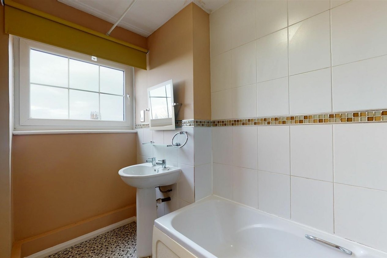 Properties To Let in Grimston Gardens  Folkestone