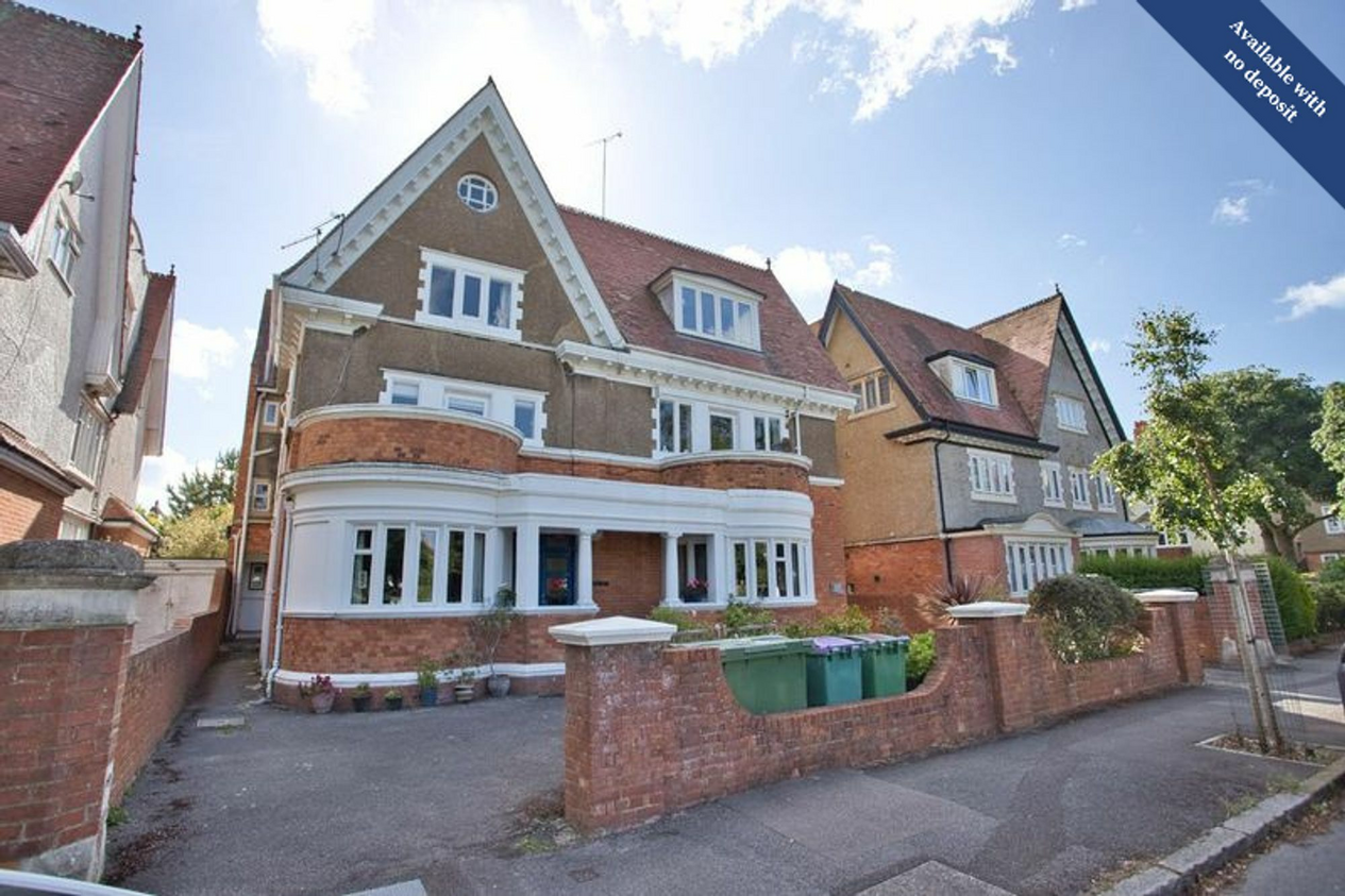 Properties Let Agreed in Grimston Gardens  Folkestone