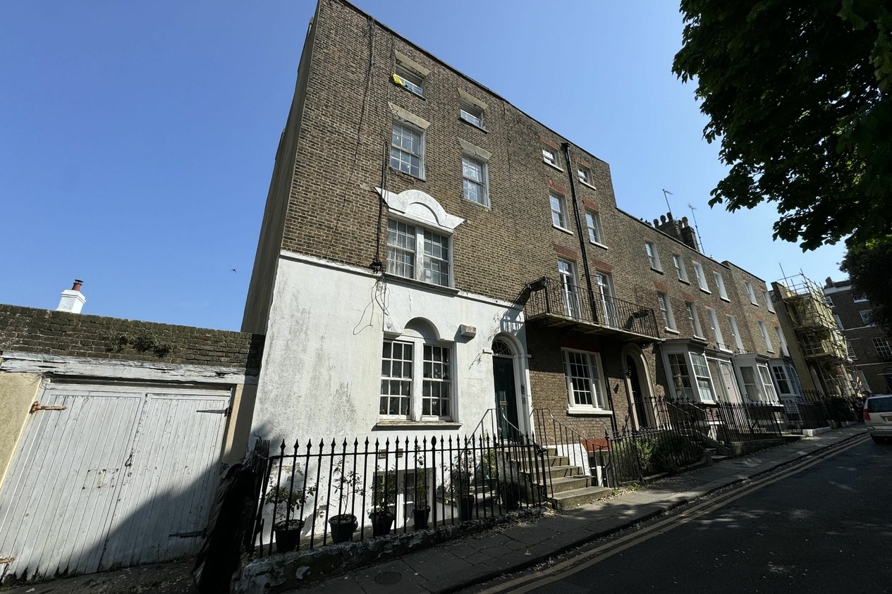 Properties Let in Hawley Square 