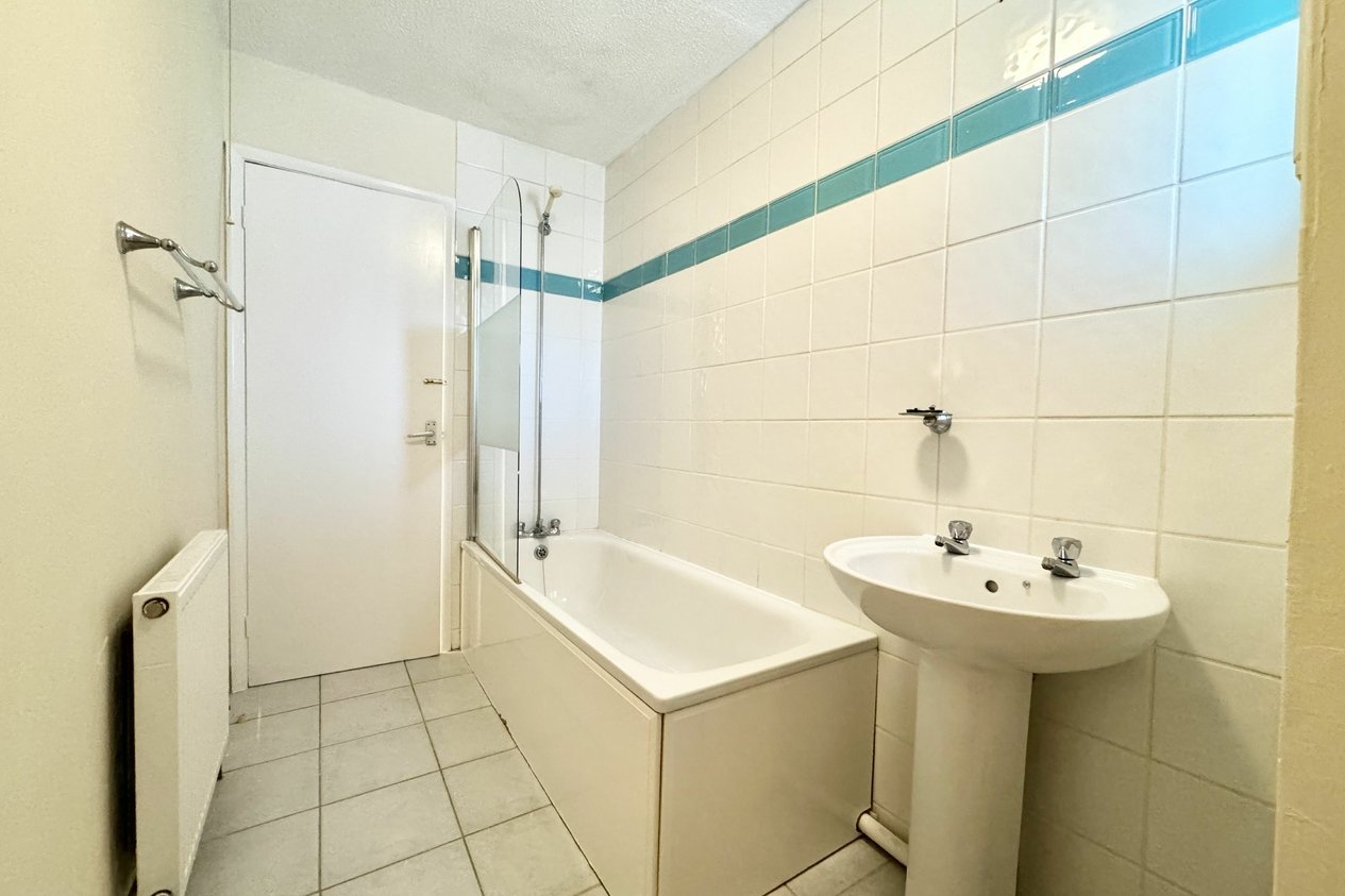 Properties Let in Hawley Square 