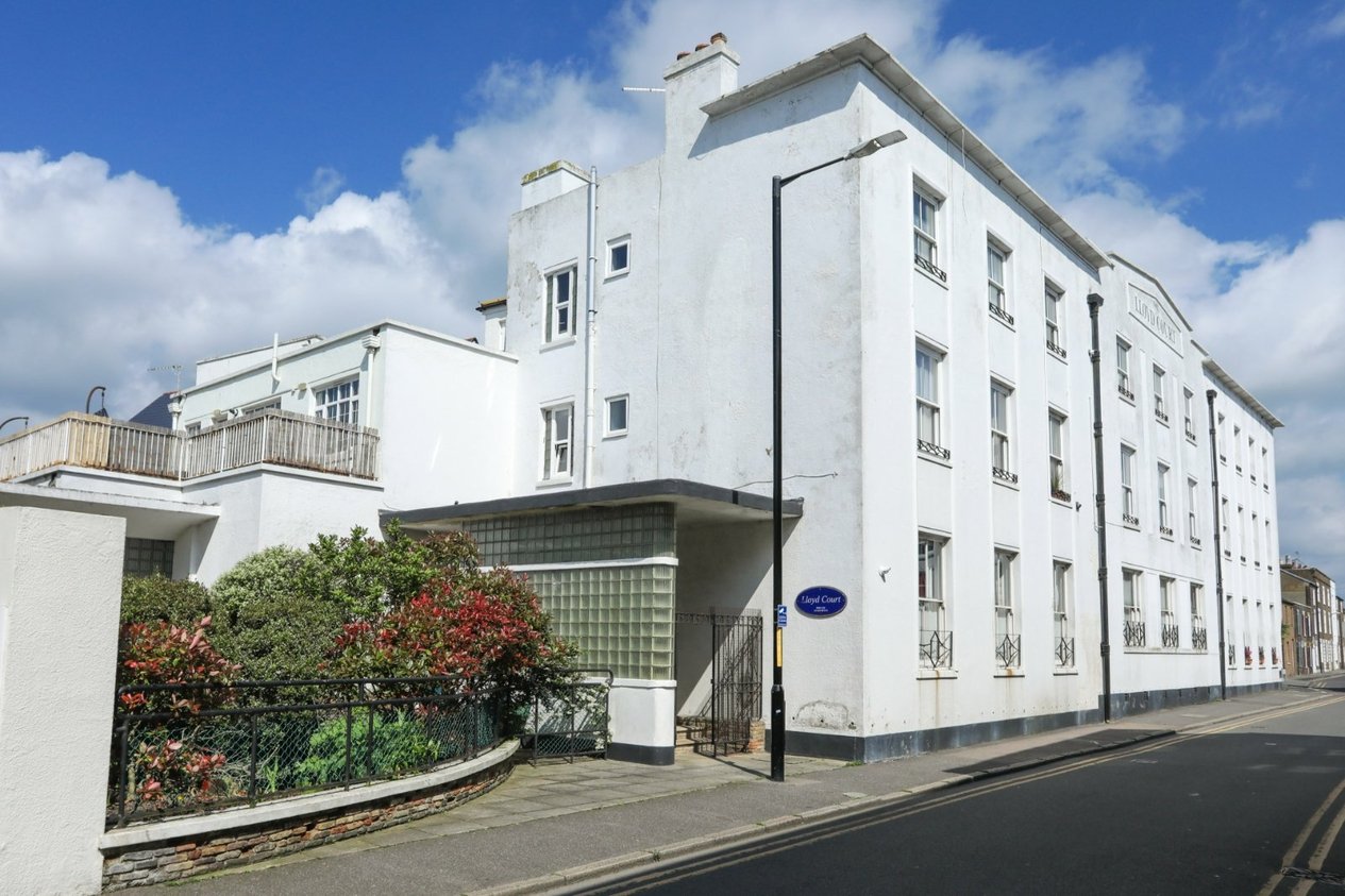 Properties To Let in High Street Deal