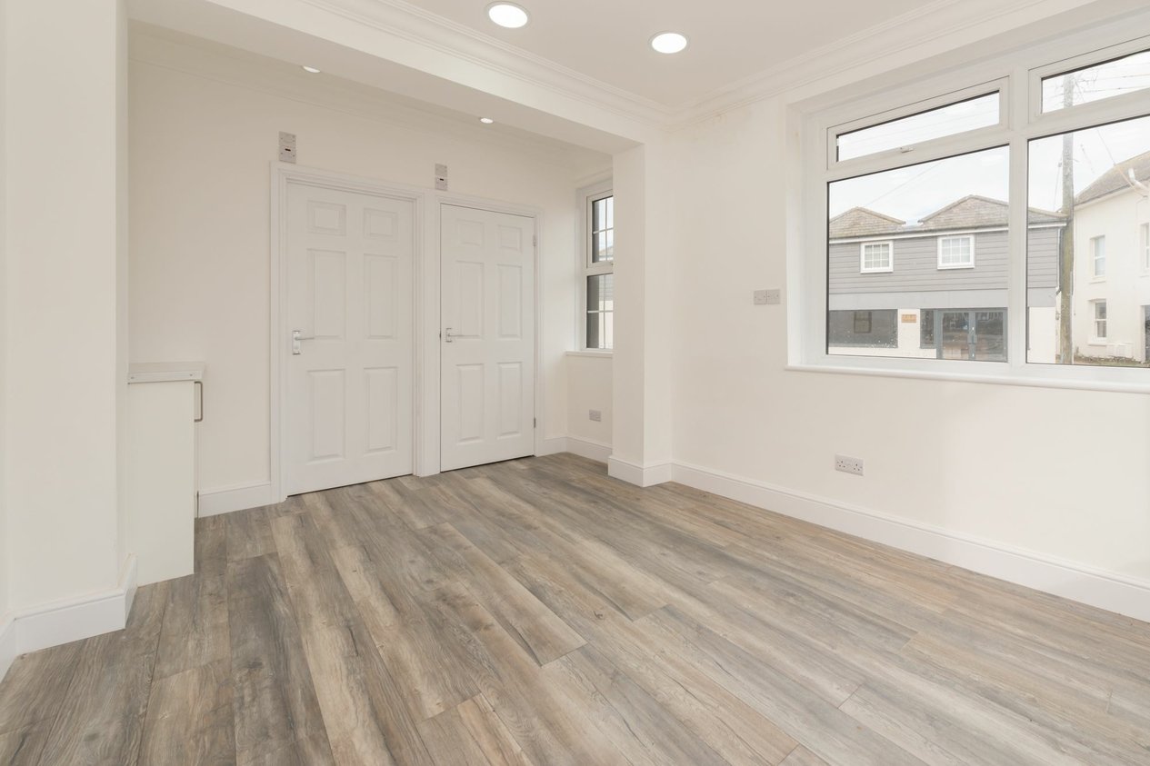 Properties Let Agreed in High Street  Dymchurch