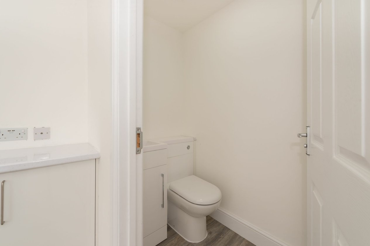 Properties Let Agreed in High Street  Dymchurch