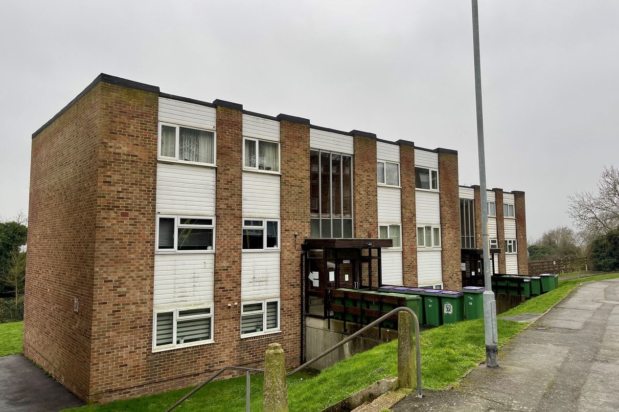 Properties Let Agreed in Holywell Avenue  Folkestone