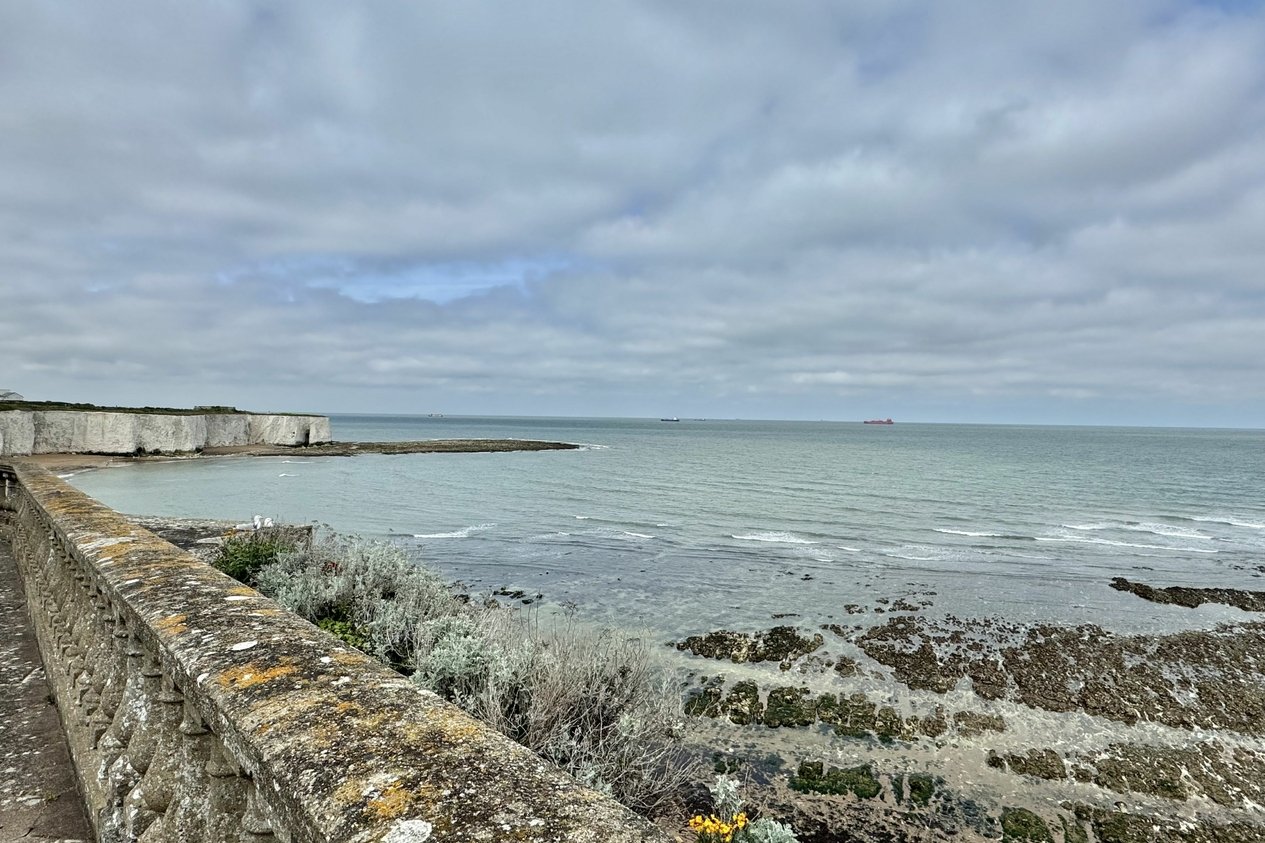 Properties Under Offer in Joss Gap Road 