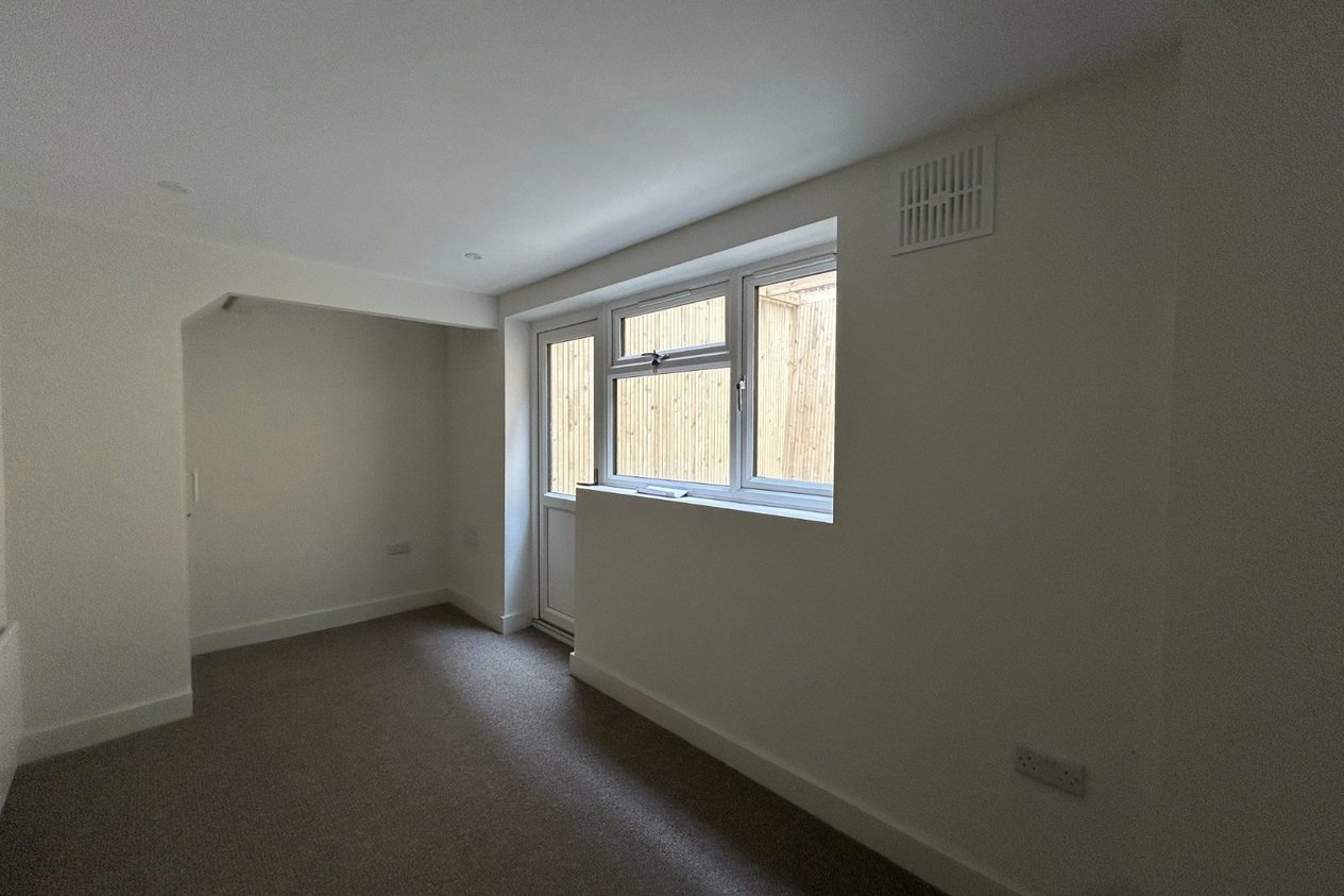 Properties Under Offer in Kent Terrace Ramsgate