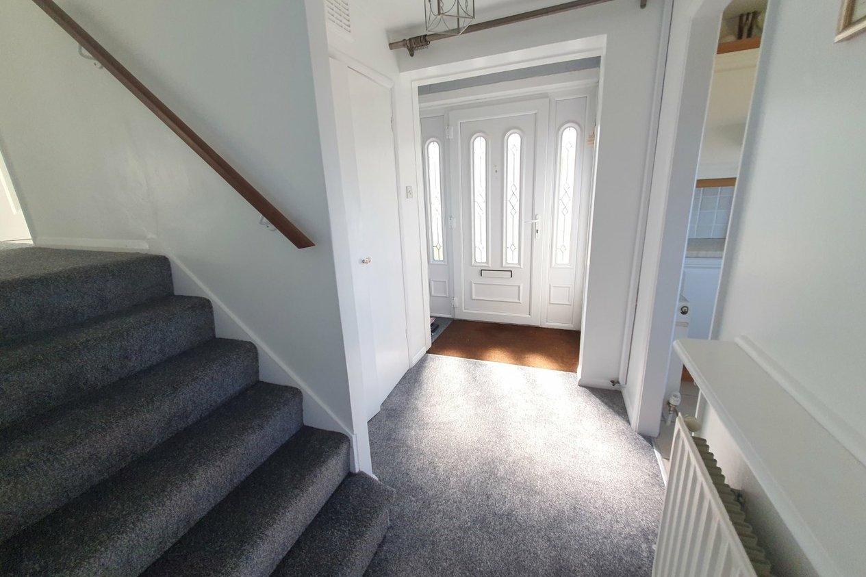 Properties To Let in Kingfisher Close Whitstable