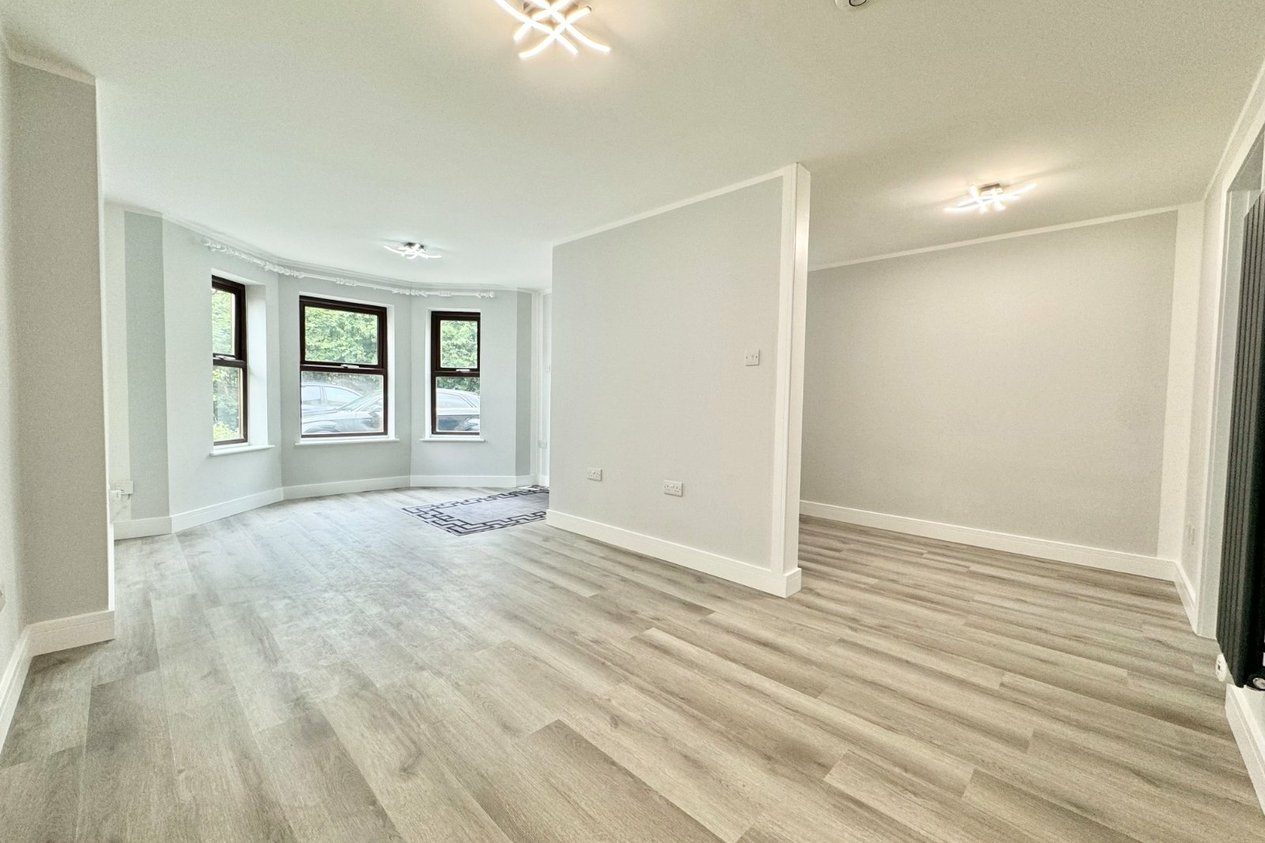 Properties To Let in Kings Mews 