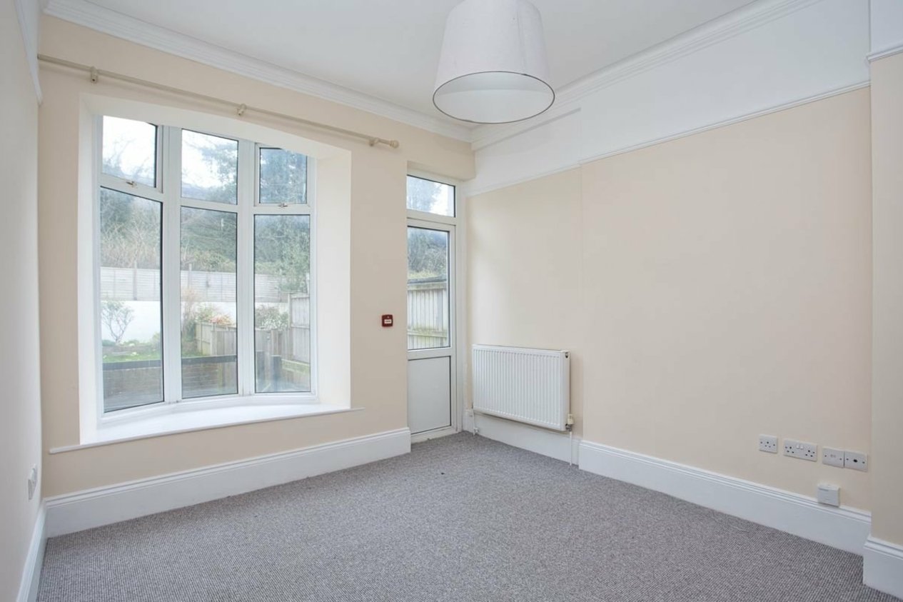 Properties To Let in Kingsnorth Gardens Folkestone