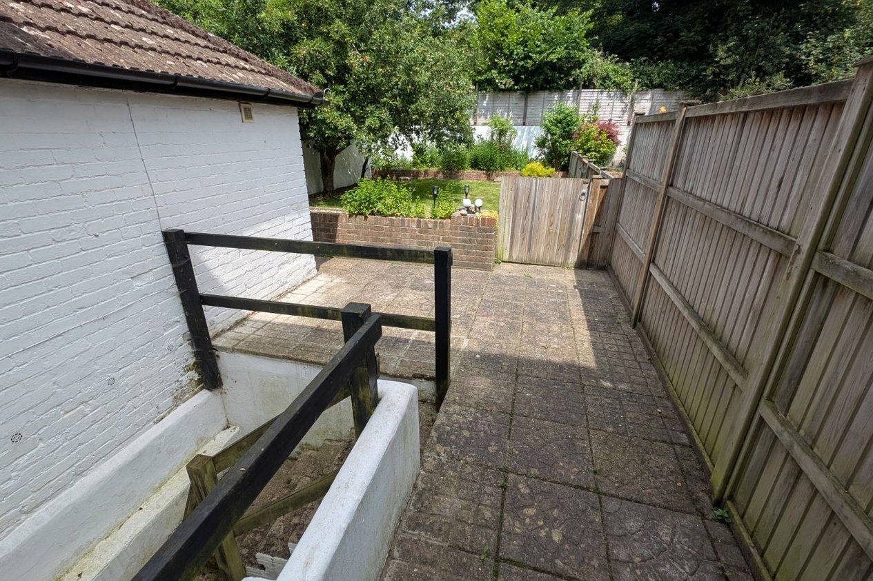 Properties To Let in Kingsnorth Gardens Folkestone