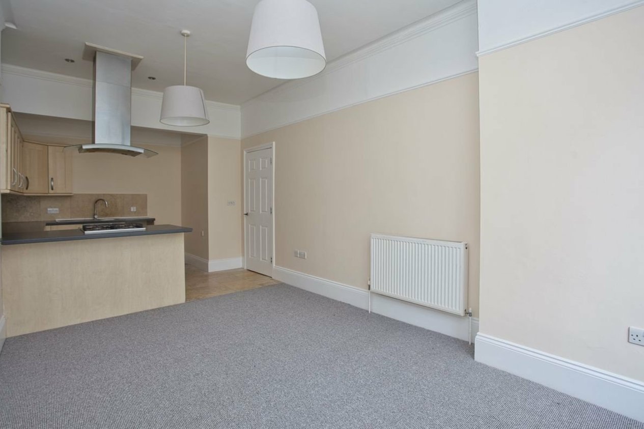 Properties To Let in Kingsnorth Gardens Folkestone