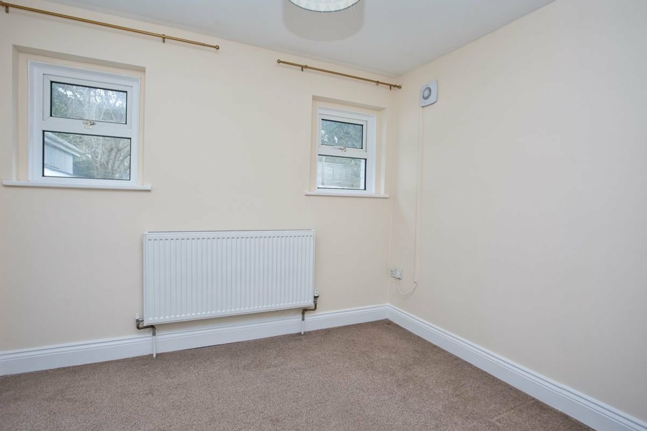 Properties To Let in Kingsnorth Gardens Folkestone