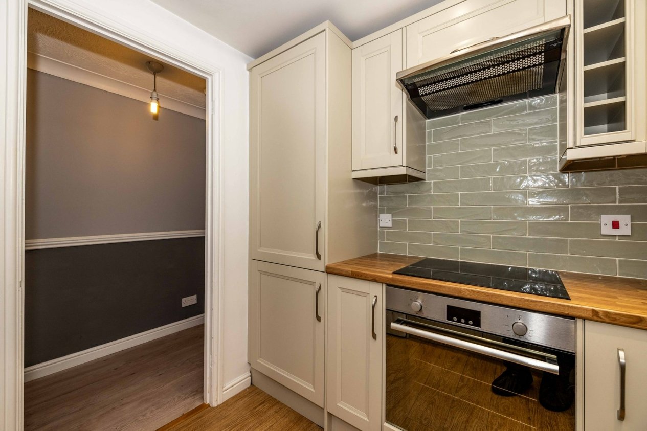 Properties Let Agreed in Laurel Way Chartham