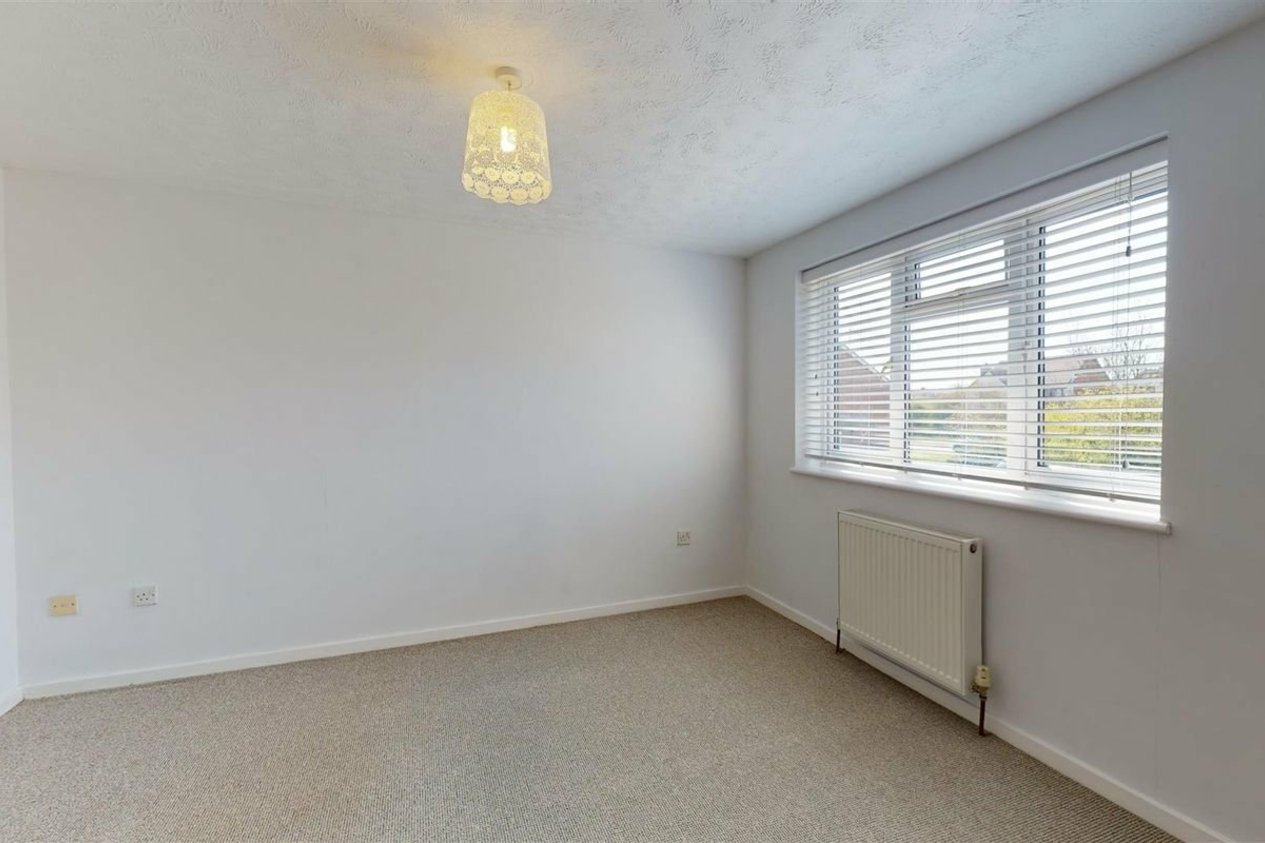 Properties To Let in Lavender Close Chestfield