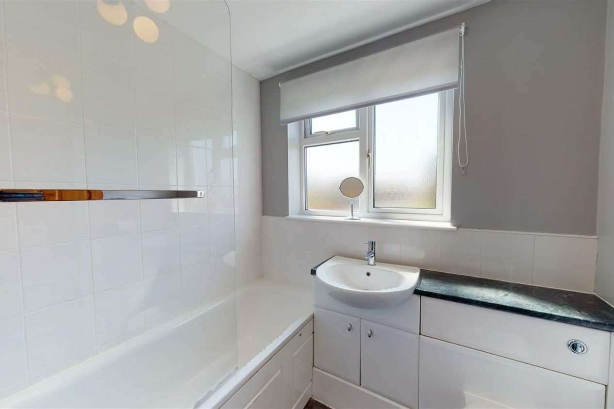 Properties To Let in Lavender Close Chestfield