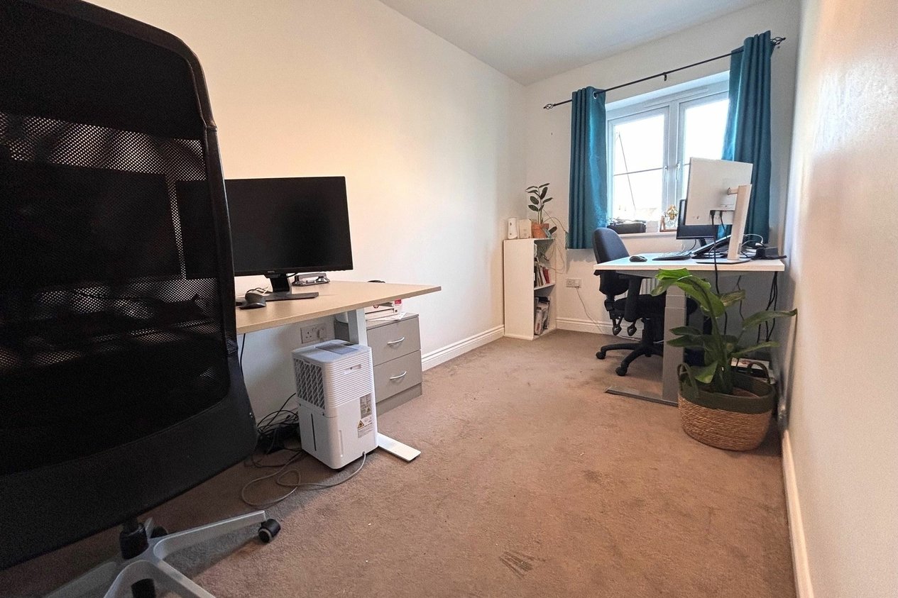 Properties To Let in Lincoln Gardens  Kingsnorth