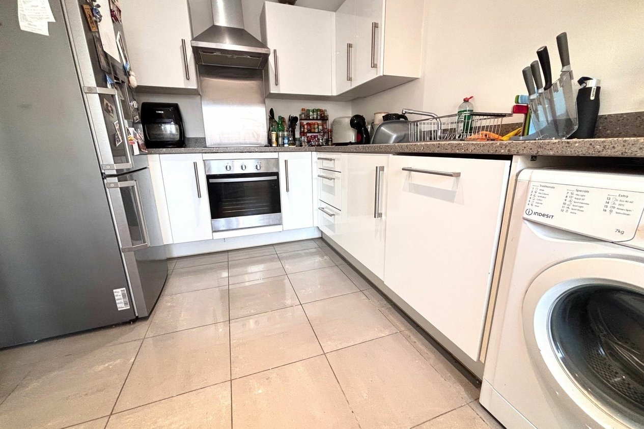 Properties To Let in Lincoln Gardens  Kingsnorth