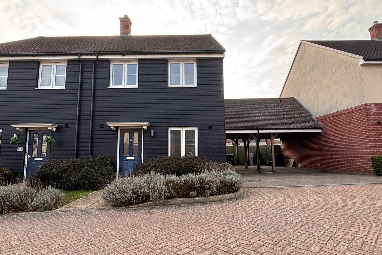 Properties To Let in Lincoln Gardens  Kingsnorth