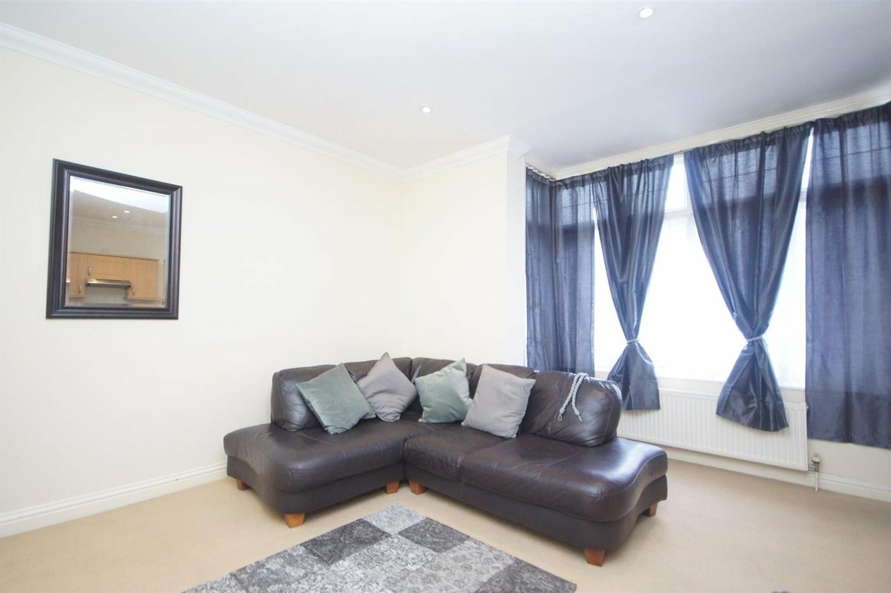 Properties Let in Lorien Manor 34 Norfolk Road
