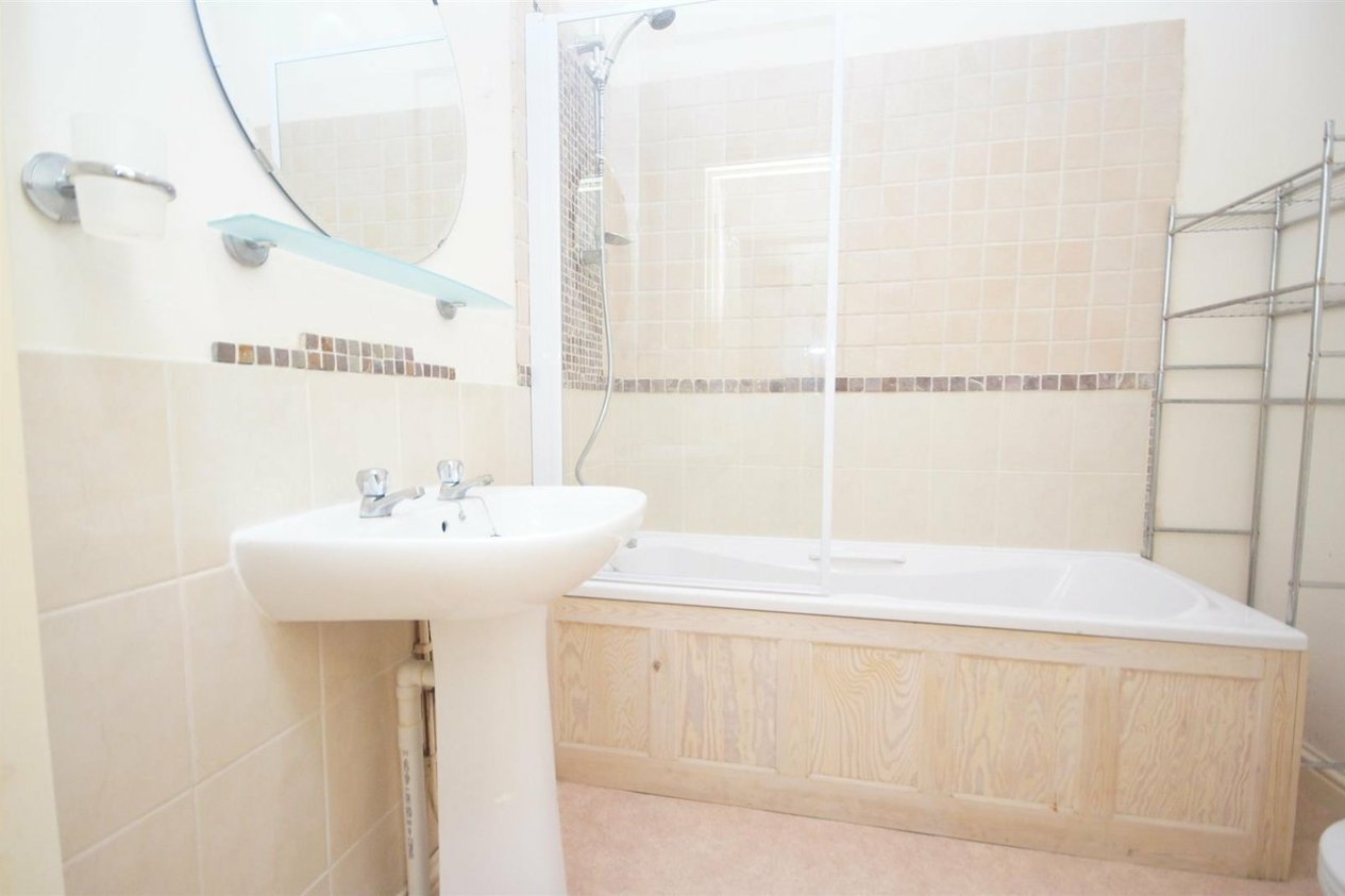 Properties Let in Lorien Manor 34 Norfolk Road