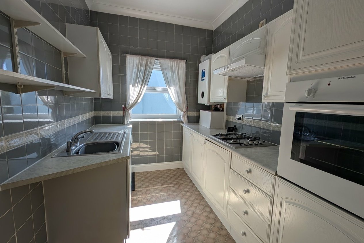 Properties Let in Manor Lodge Manor Road