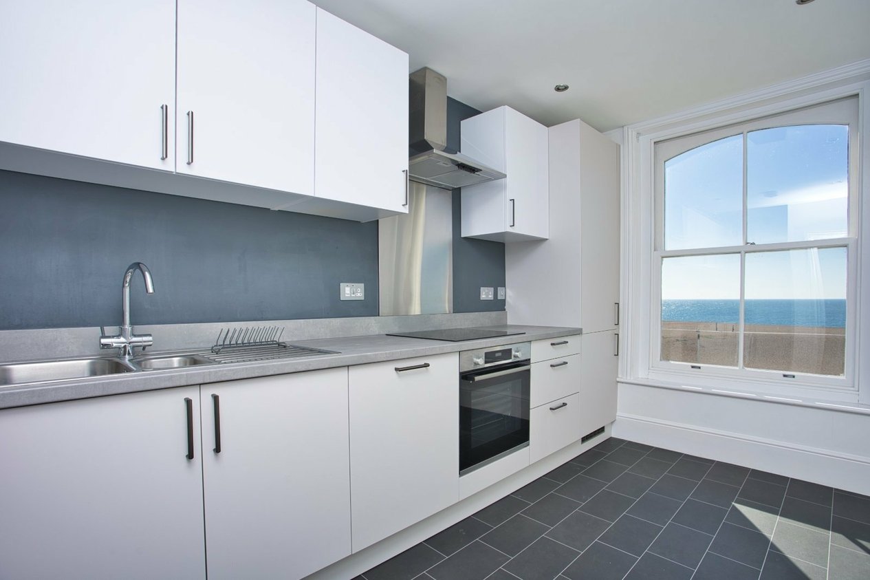 Properties To Let in Marine Parade Folkestone