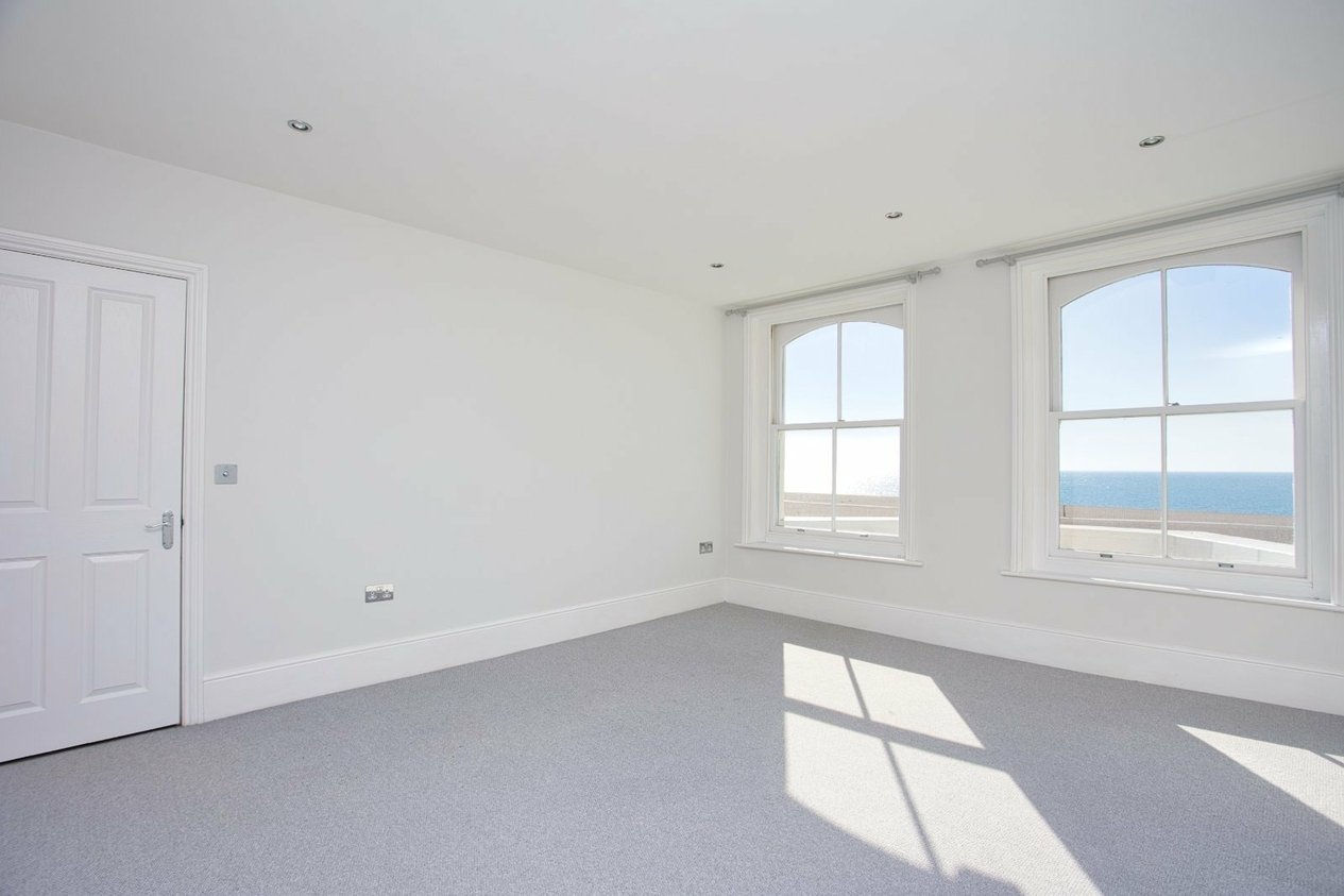 Properties To Let in Marine Parade Folkestone