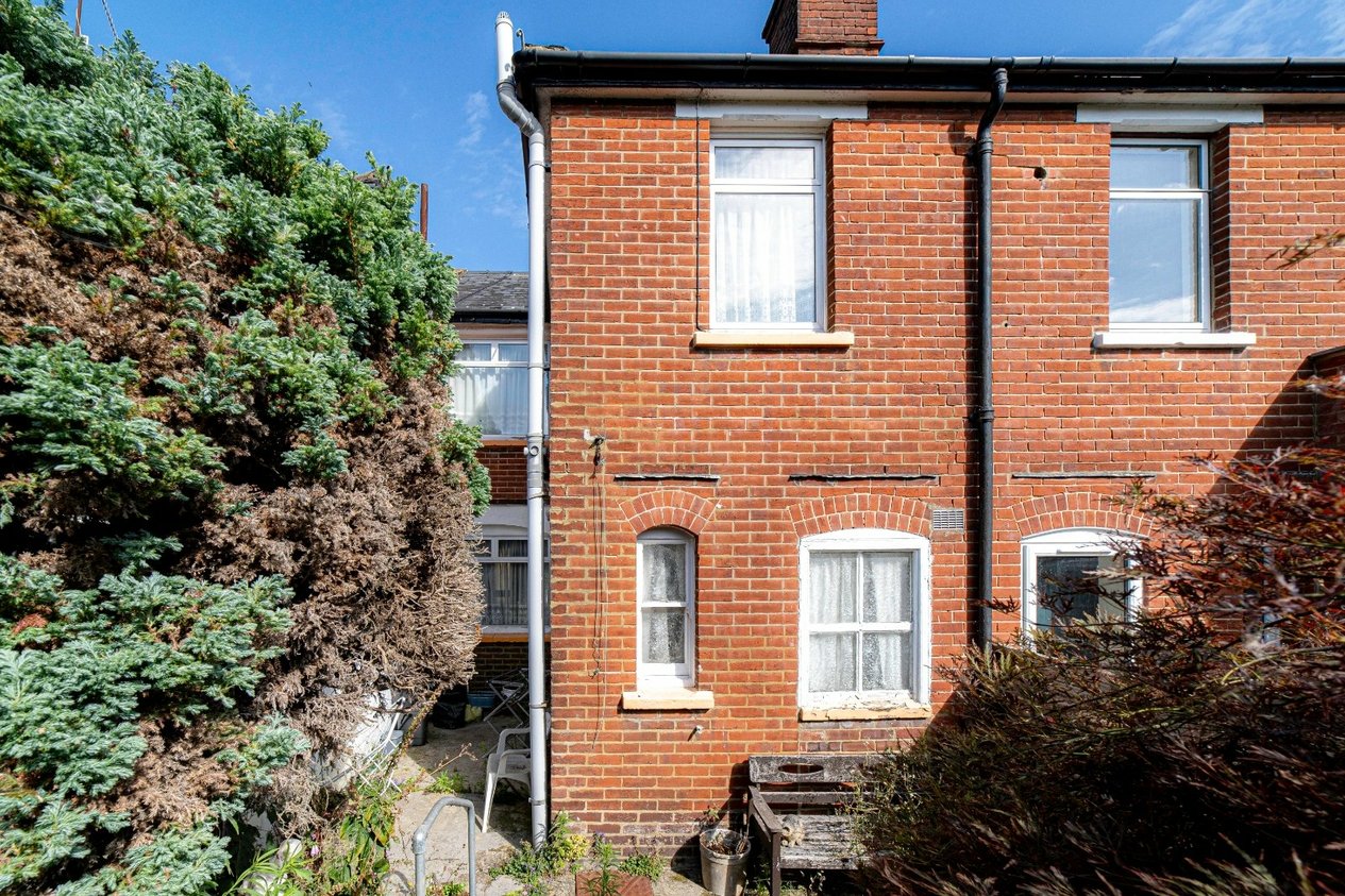 Properties To Let in Martyrs Field Road Canterbury