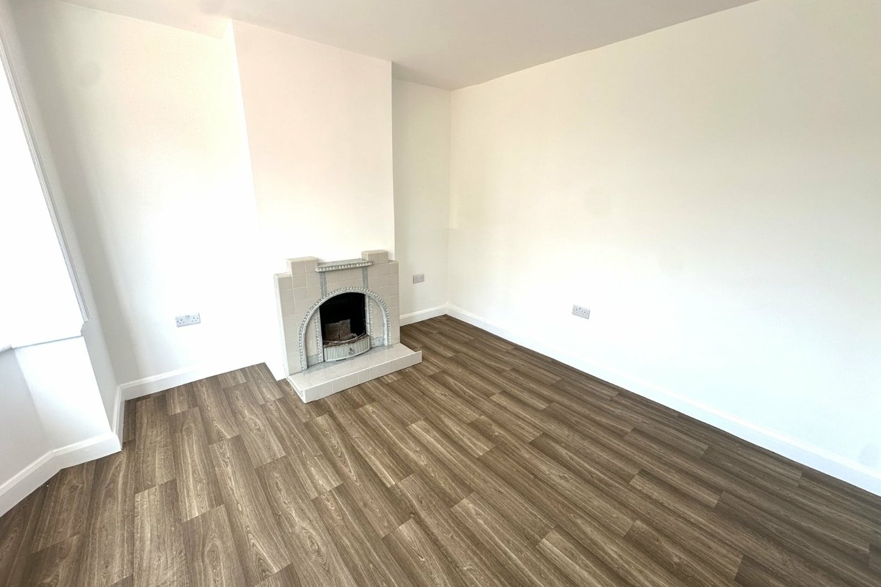 Properties To Let in Martyrs Field Road Canterbury