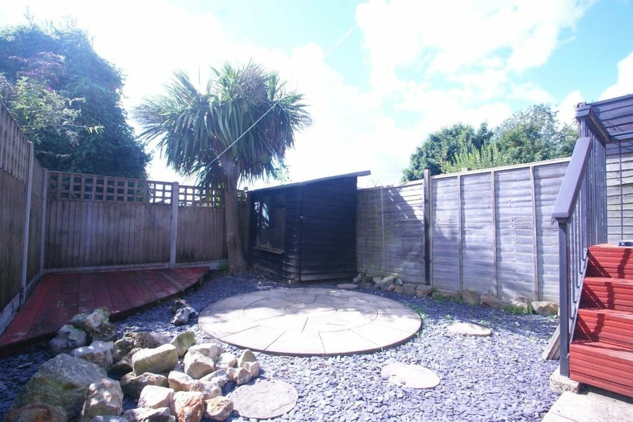 Properties To Let in Mayfield Avenue Dover