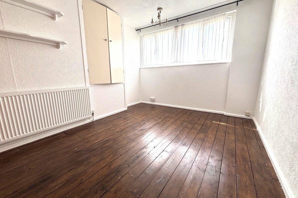 Properties Let Agreed in Merchants Way Canterbury