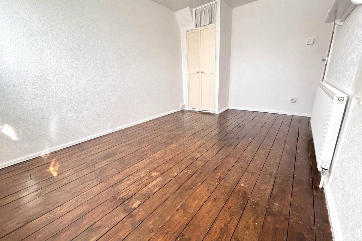 Properties Let Agreed in Merchants Way Canterbury