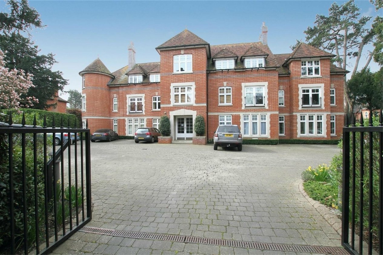 Properties To Let in New Dover Road Canterbury