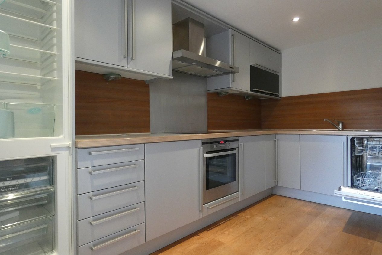 Properties To Let in New Dover Road Canterbury
