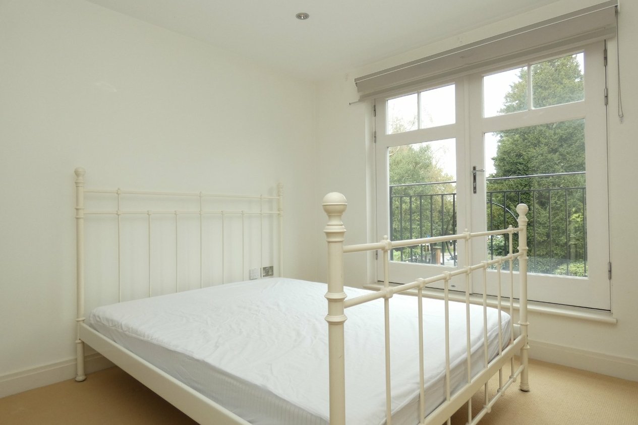 Properties To Let in New Dover Road Canterbury