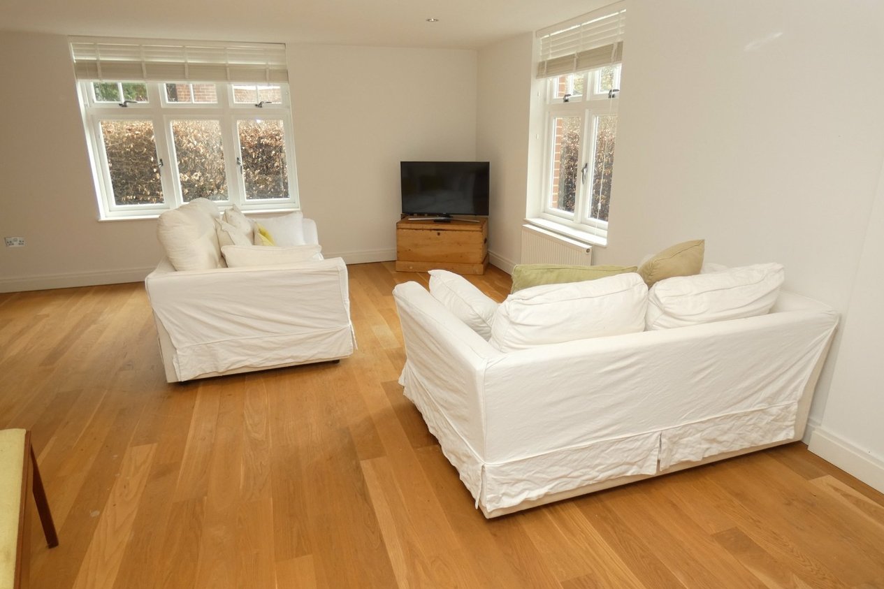 Properties To Let in New Dover Road Canterbury