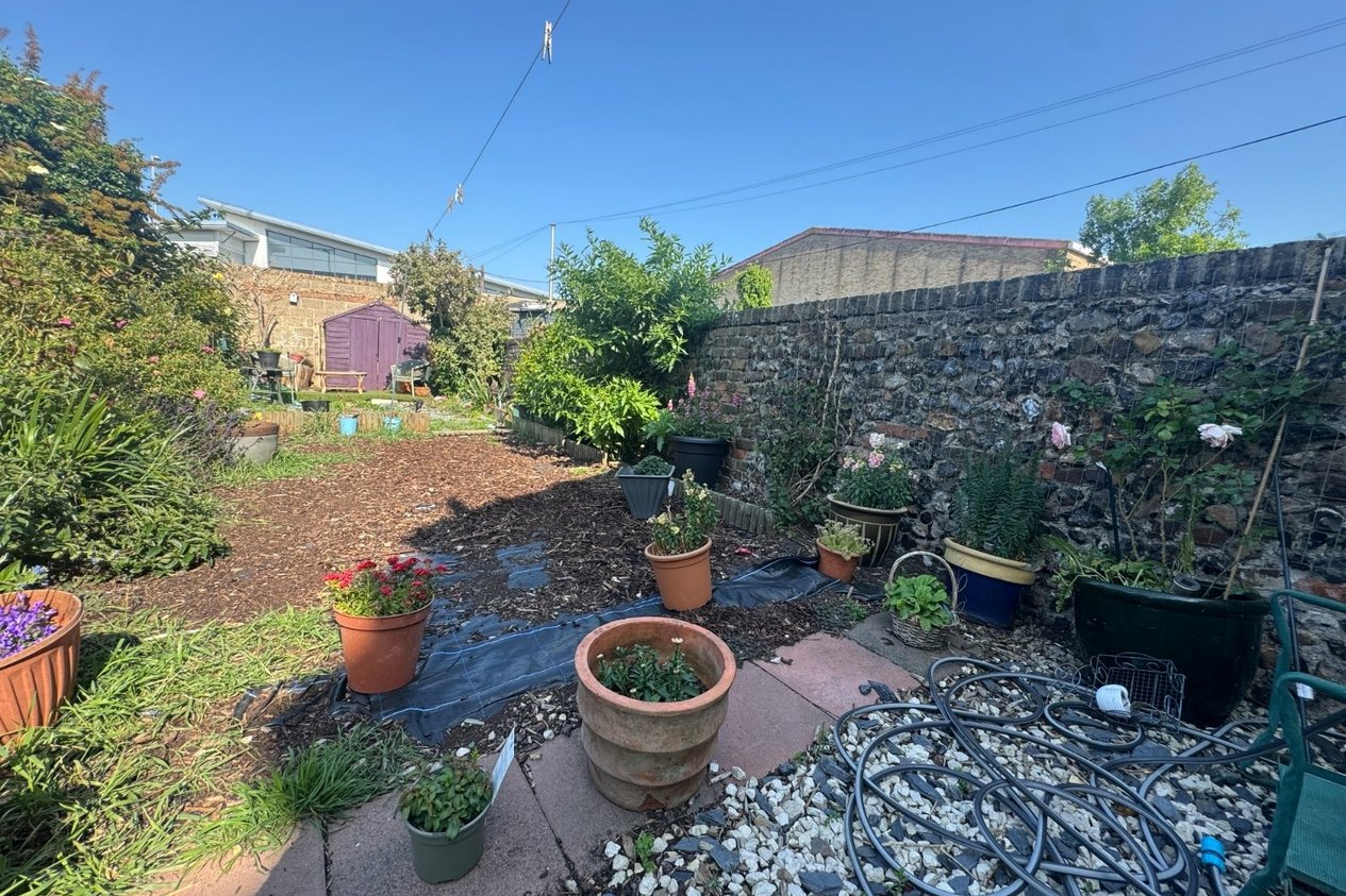 Properties Let in Newington Road 