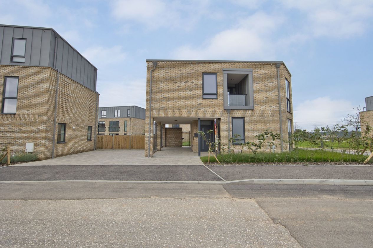Properties Let Agreed in Offices View  Guston