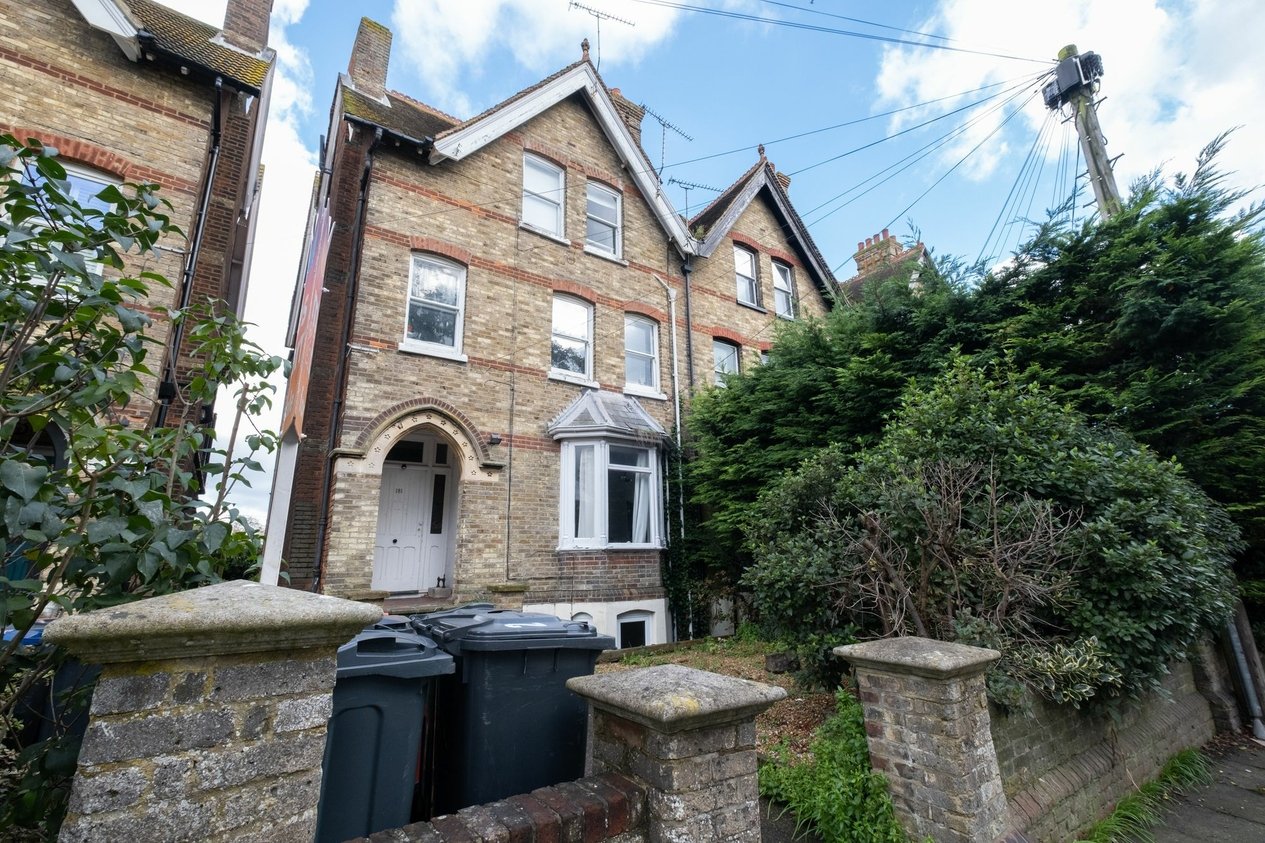 Properties To Let in 181 Old Dover Road  Canterbury