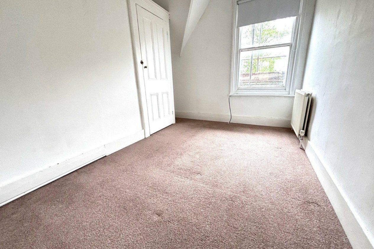 Properties Let in Old Dover Road Canterbury