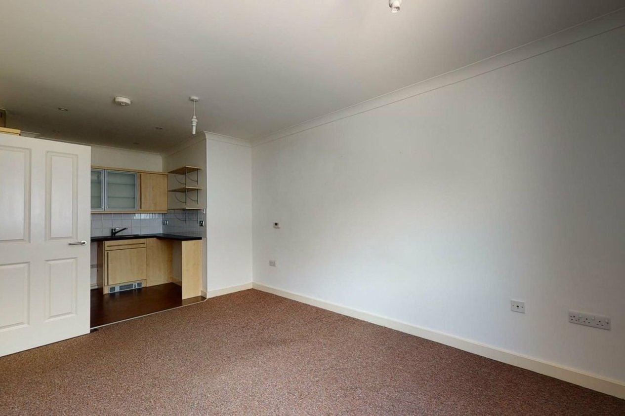 Properties Let in Oxford House Oxford Terrace