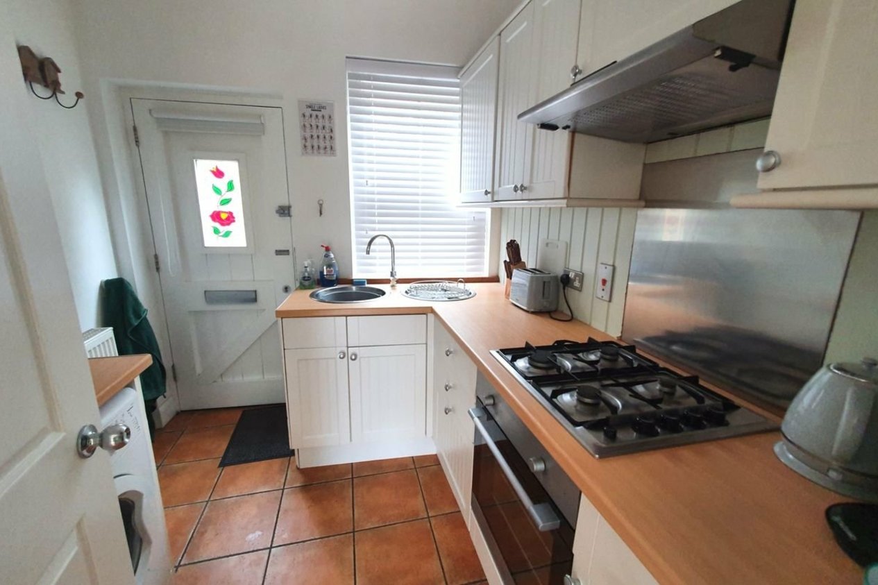 Properties To Let in Oyster Mews Skinners Alley