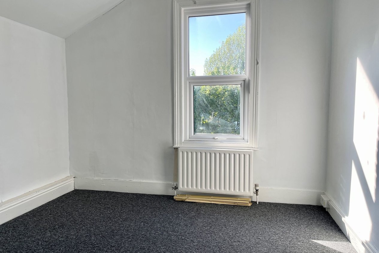 Properties To Let in Park Place  Dover
